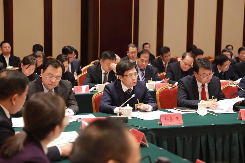 7代表談體會(huì)、話心聲，積極建言獻(xiàn)策.jpg