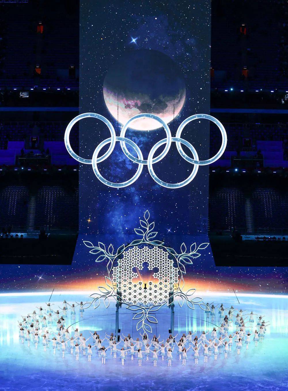 2022年2月4日晚，第二十四屆冬季奧林匹克運(yùn)動會開幕式在北京國家體育場舉行。